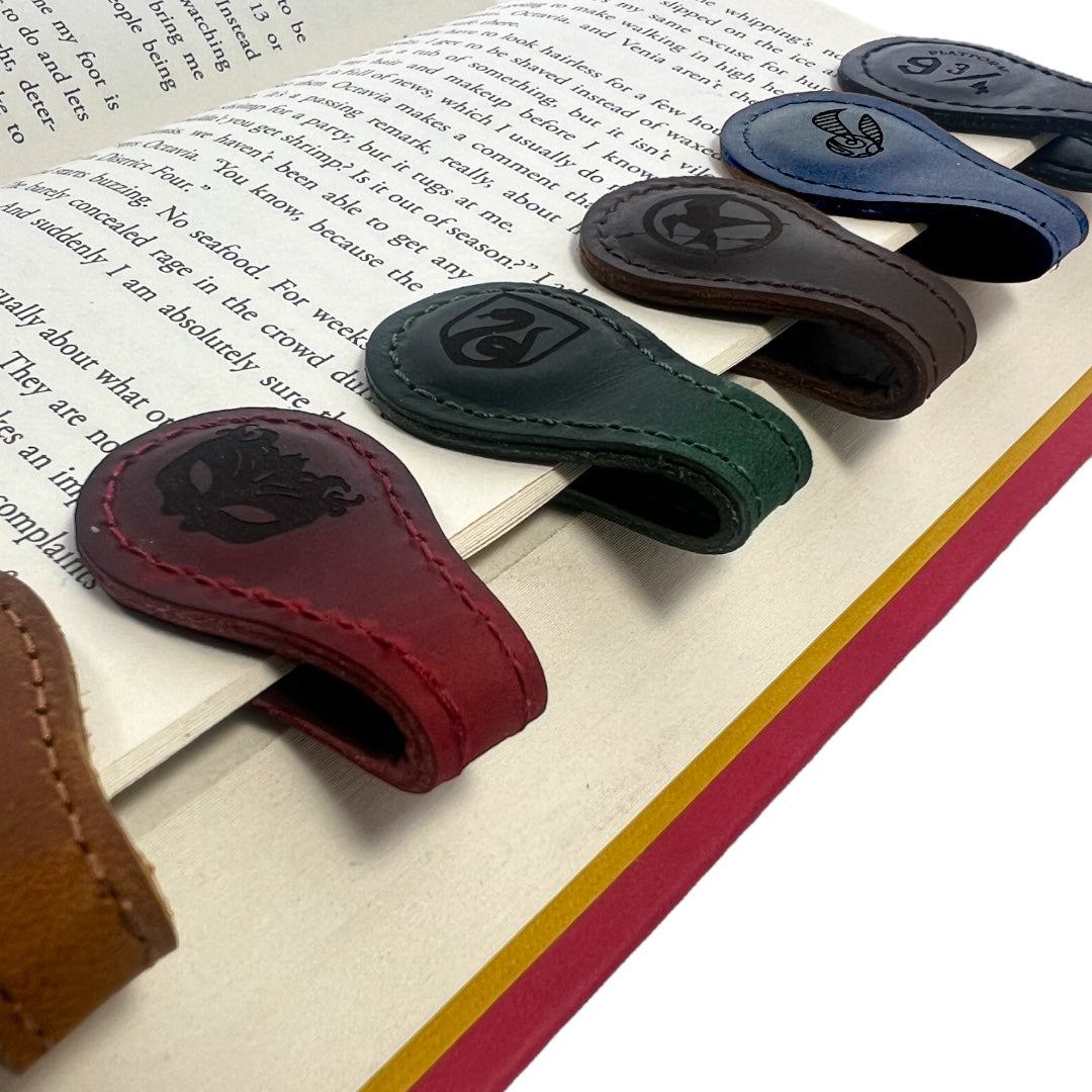 Magnetic Leather Hogwarts House Bookmarks - FountainDesignStudio